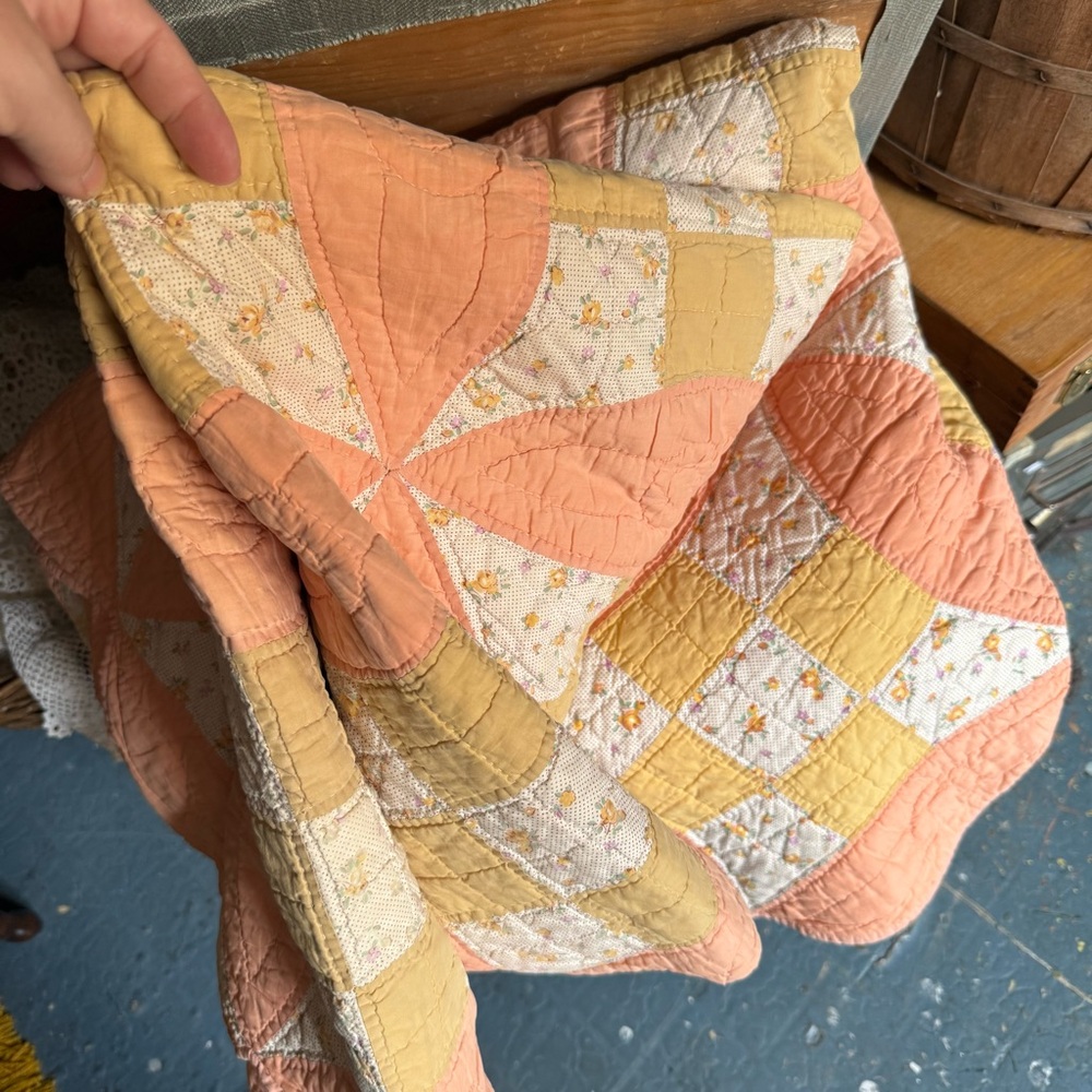 Antique Quilt in Peach and Yellow - Picture 12 of 12